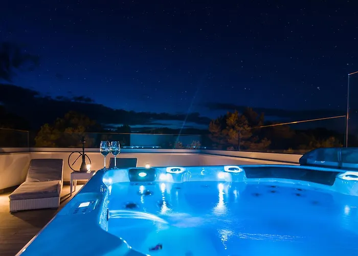 Nieves * קאלה ראטג'אדה